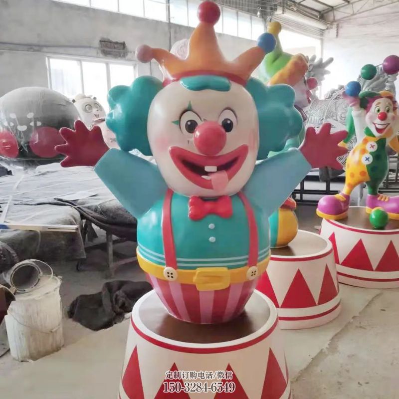 东湖公园小丑雕塑 酒店门口雕塑 彩绘摆件 东湖公园小丑雕塑 酒店门口雕塑 彩绘摆件